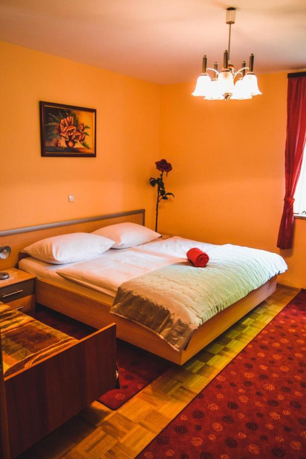 Apartmaji Krebs Mezica Bagian luar foto